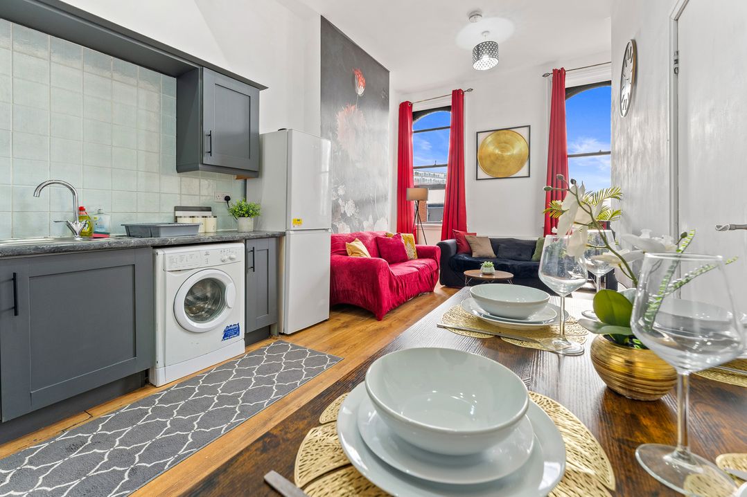 The Goldsmith Birmingham City Apartment