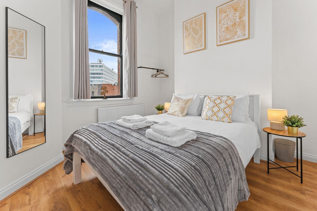 The Goldsmith Birmingham City Apartment