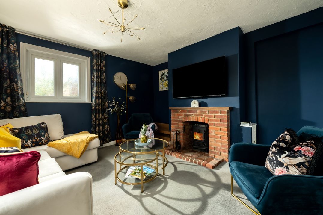 Charming Countryside Cottage