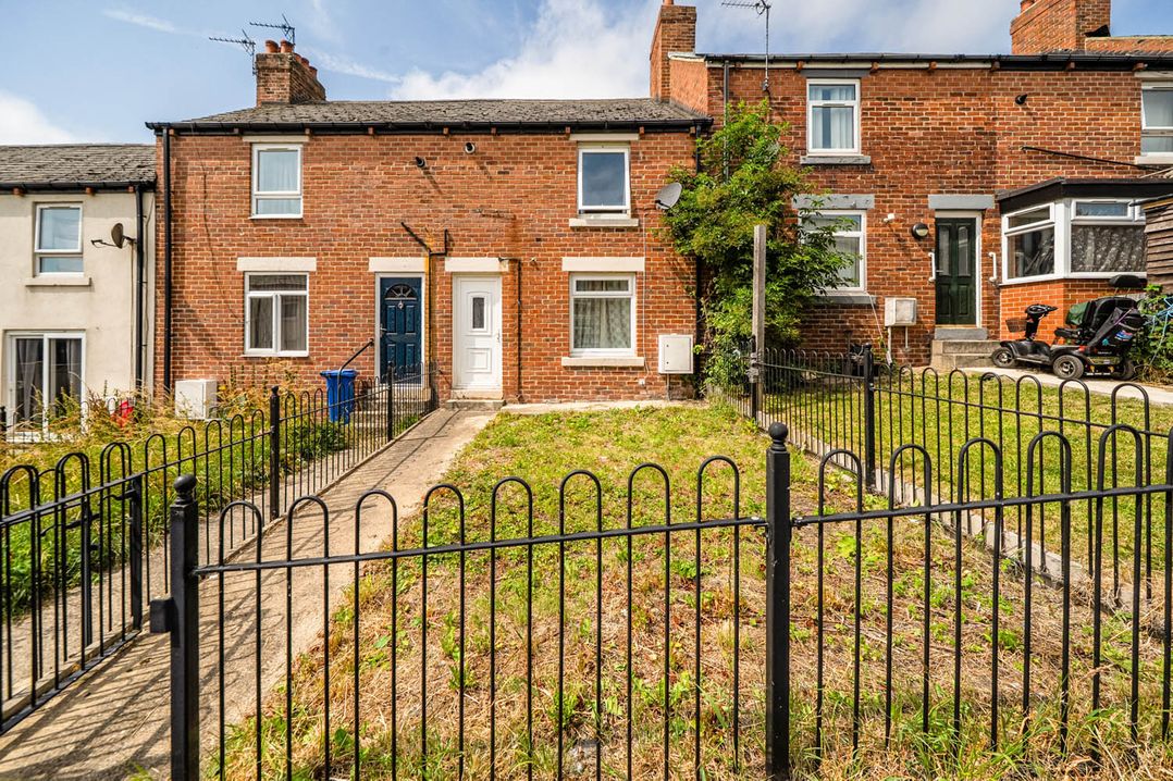 2 Bed House Sleeps 4 Garden Parking Wifi