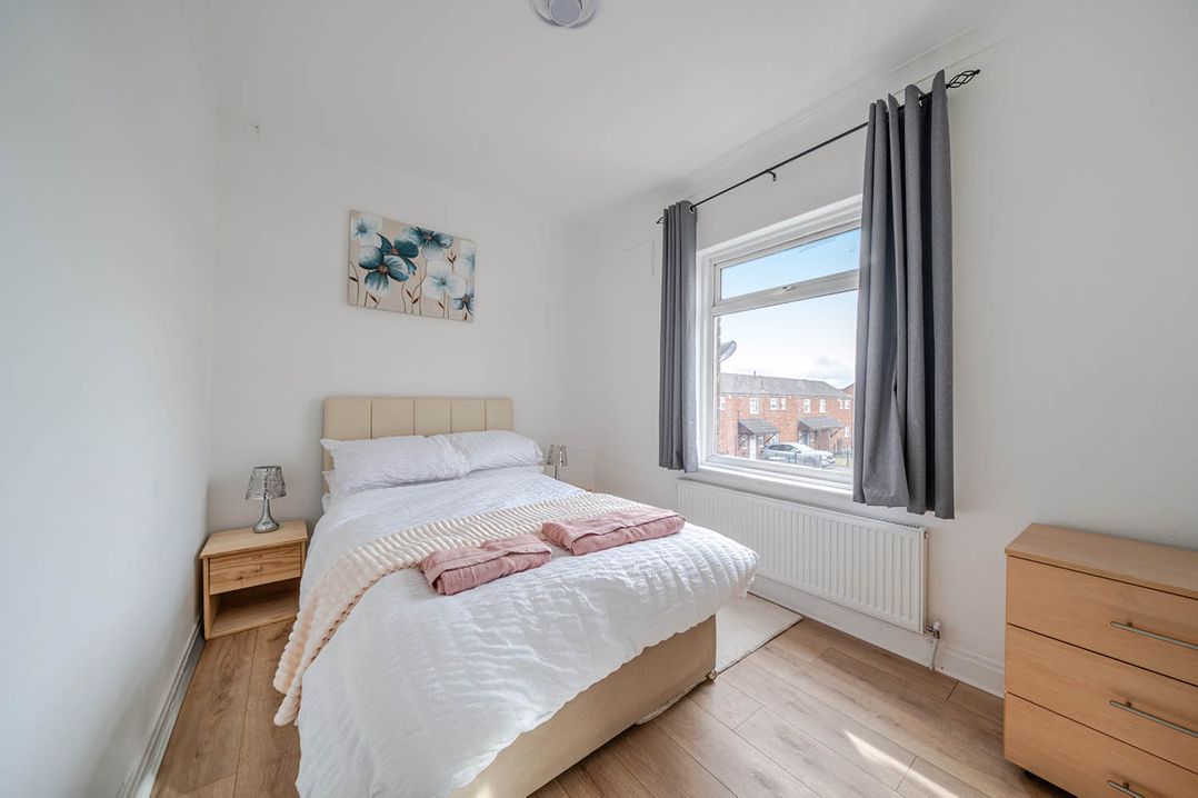 Cosy Hartlepool Home Sleeps 5 Pet Friendly WiFi