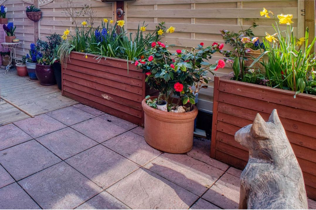 1bed apartment nr beach with garden