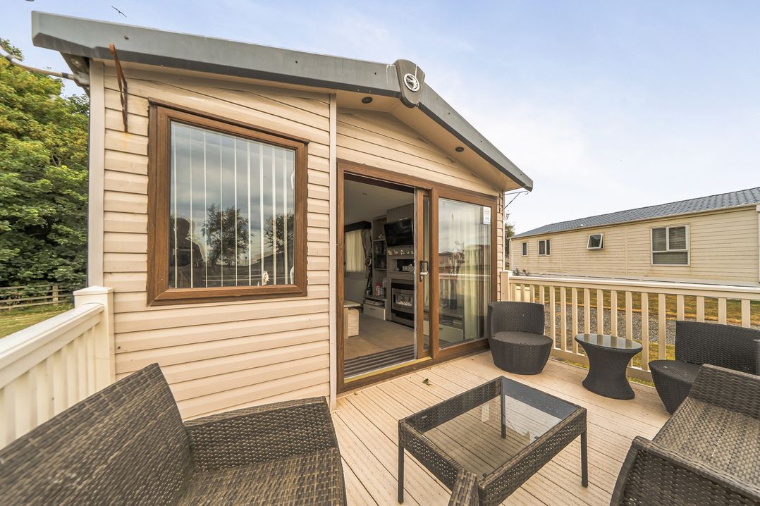 Caravan Sleeps 6  Near The Deep & Old Town