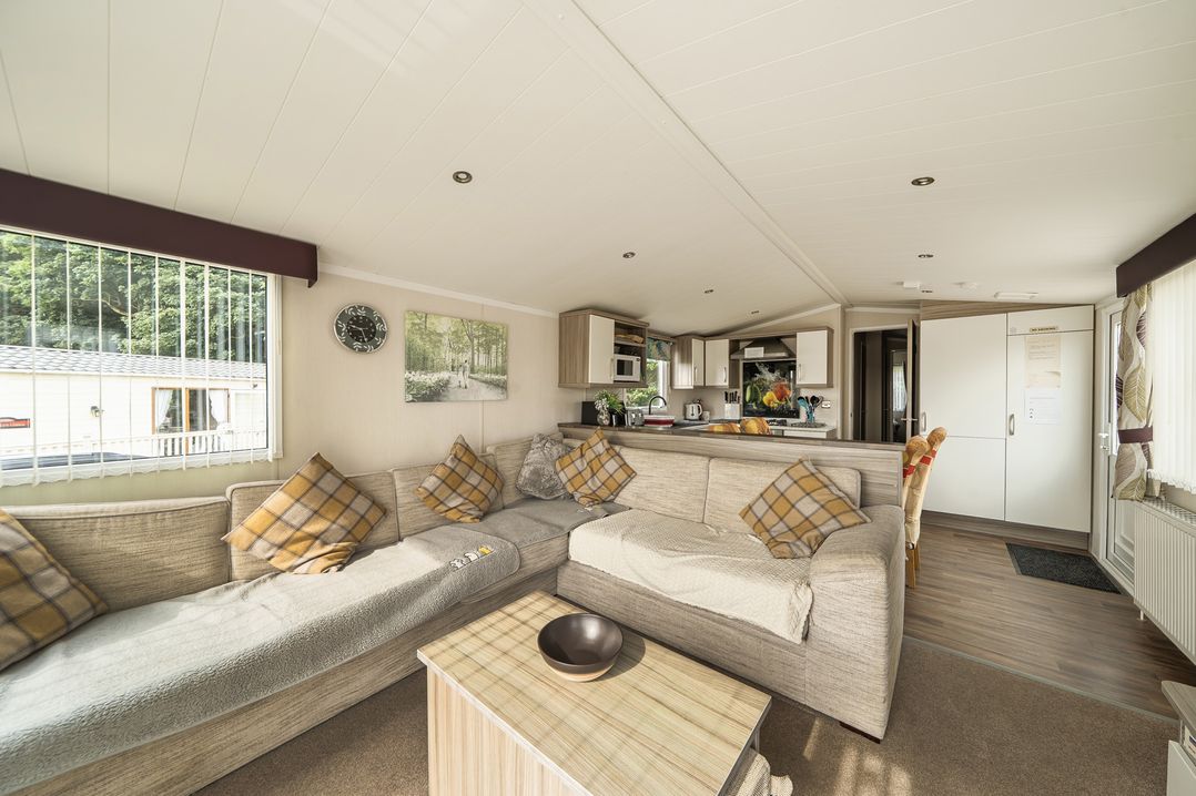 Caravan Sleeps 6  Near The Deep & Old Town