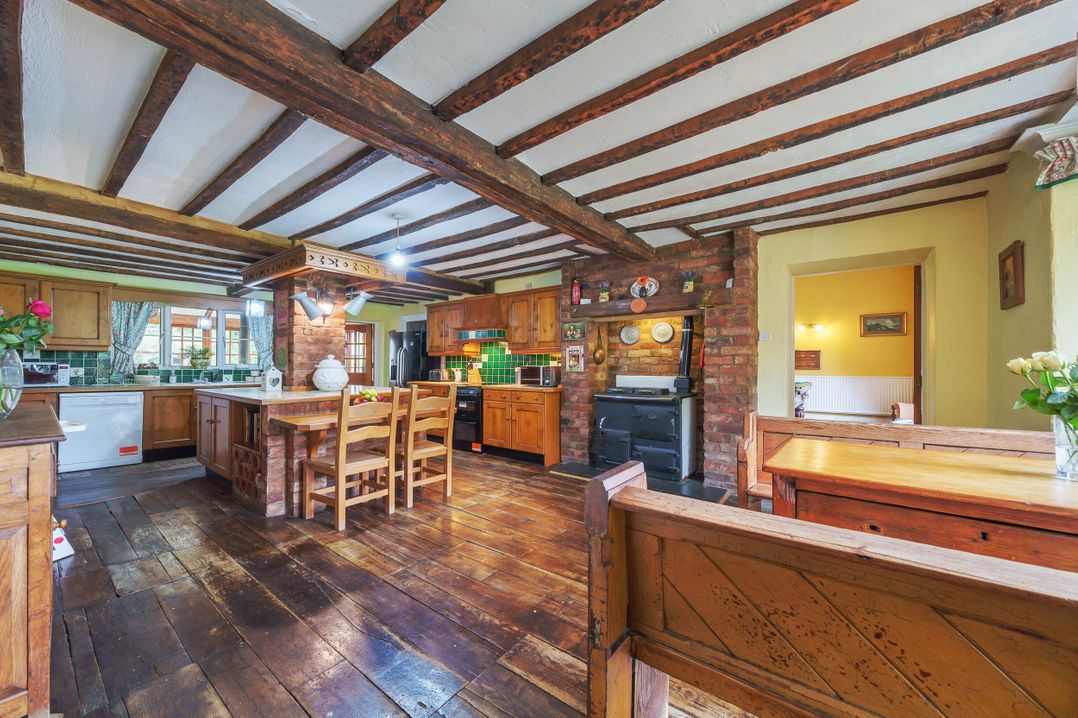 Brookside Manor House