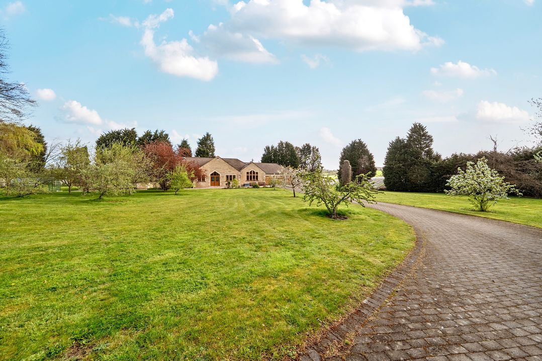 Manor House