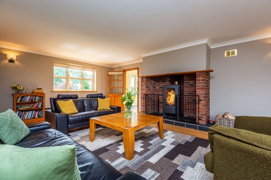 Broadleaf Lodge