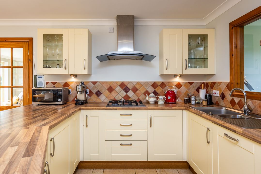 Broadleaf Lodge
