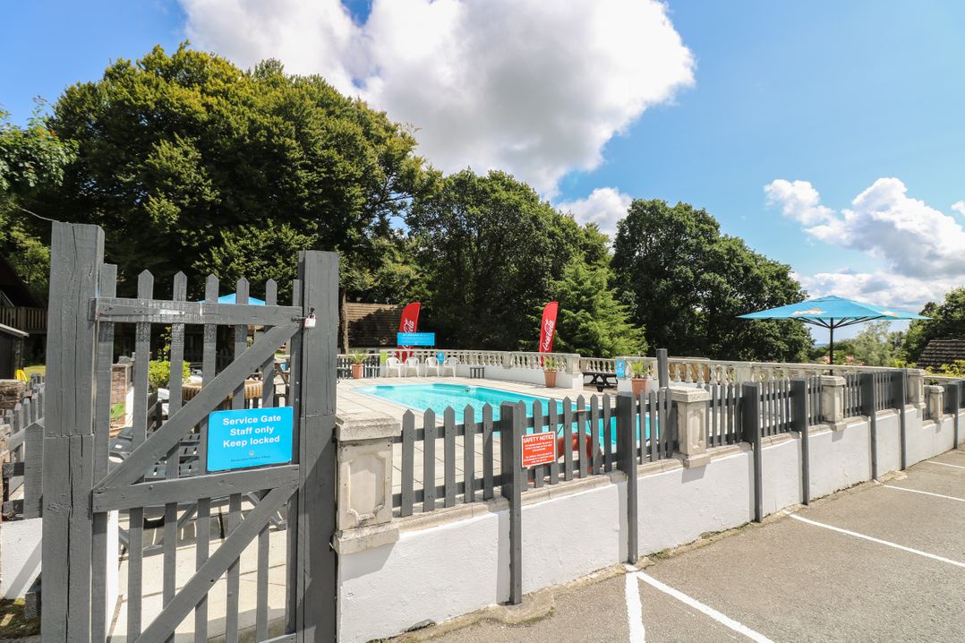 Honeycombe Lodge