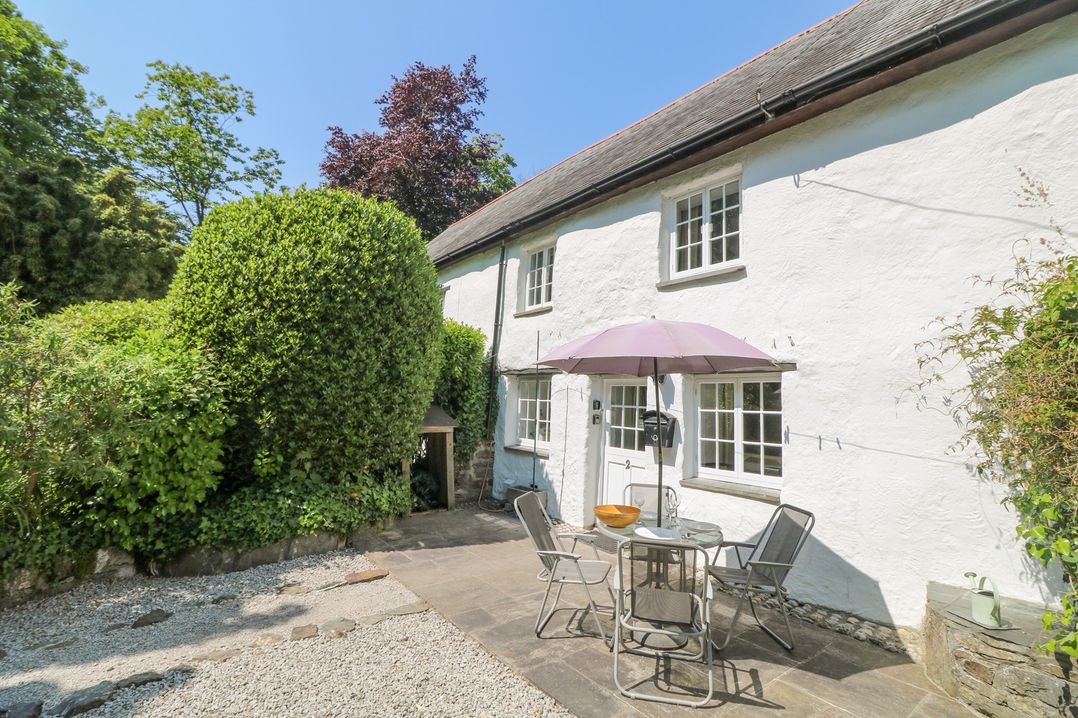 2 Rose Cottages