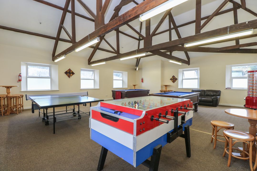 Valley Lodge 61