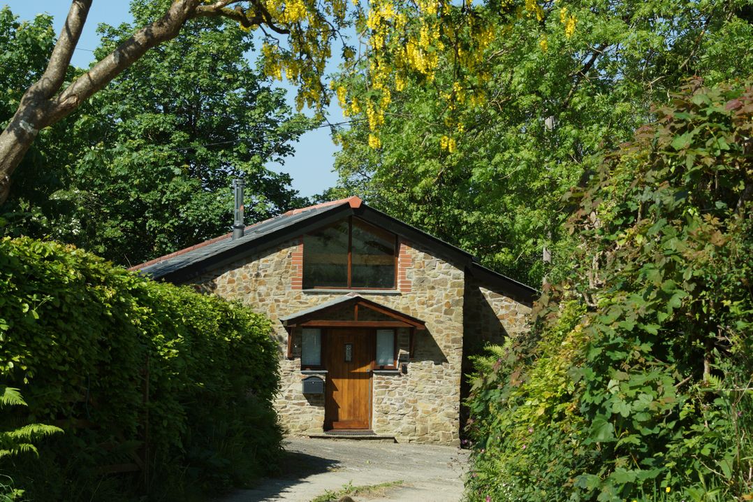 Dilly Dally Barn