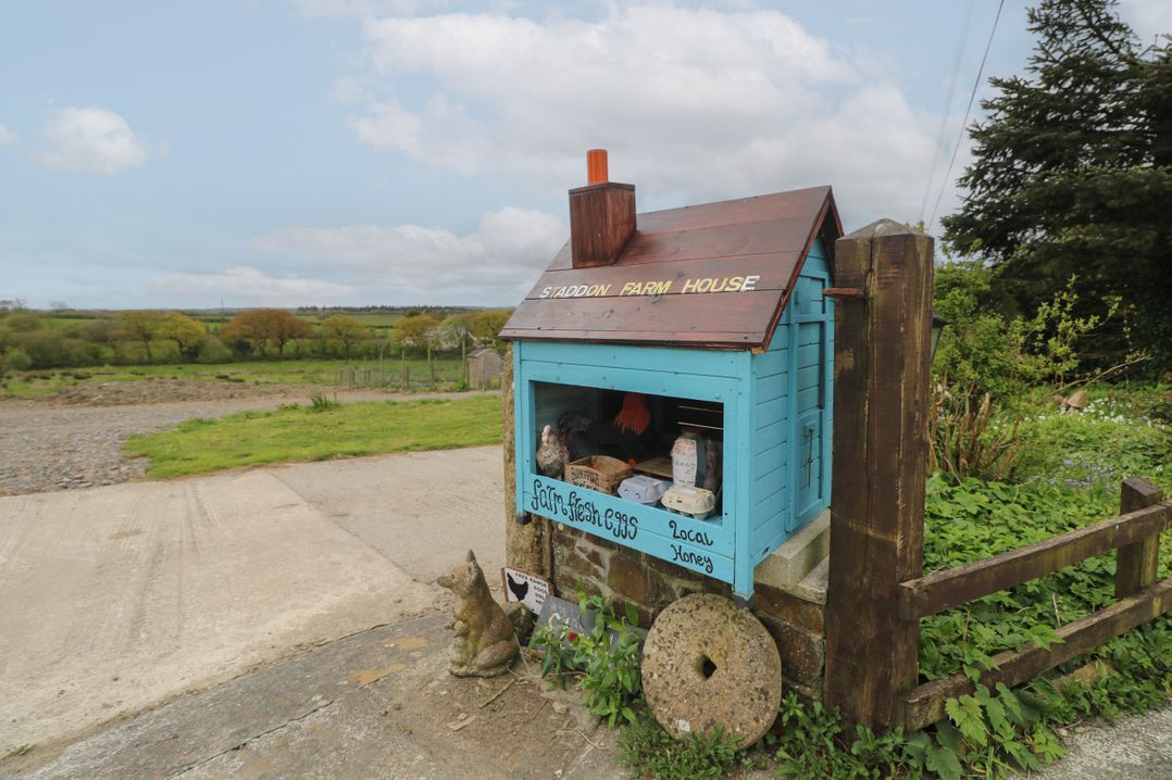 Post House