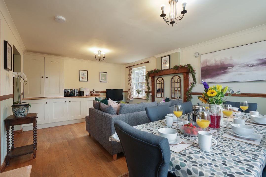 Manor Cottage