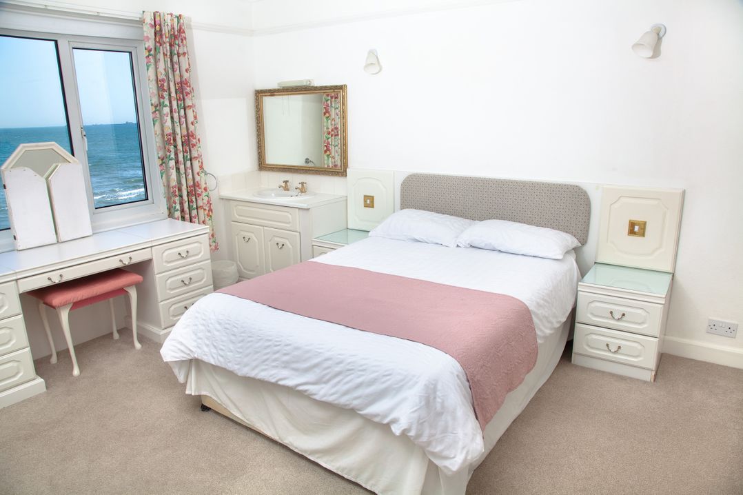 Weymouth Bay Apartment C