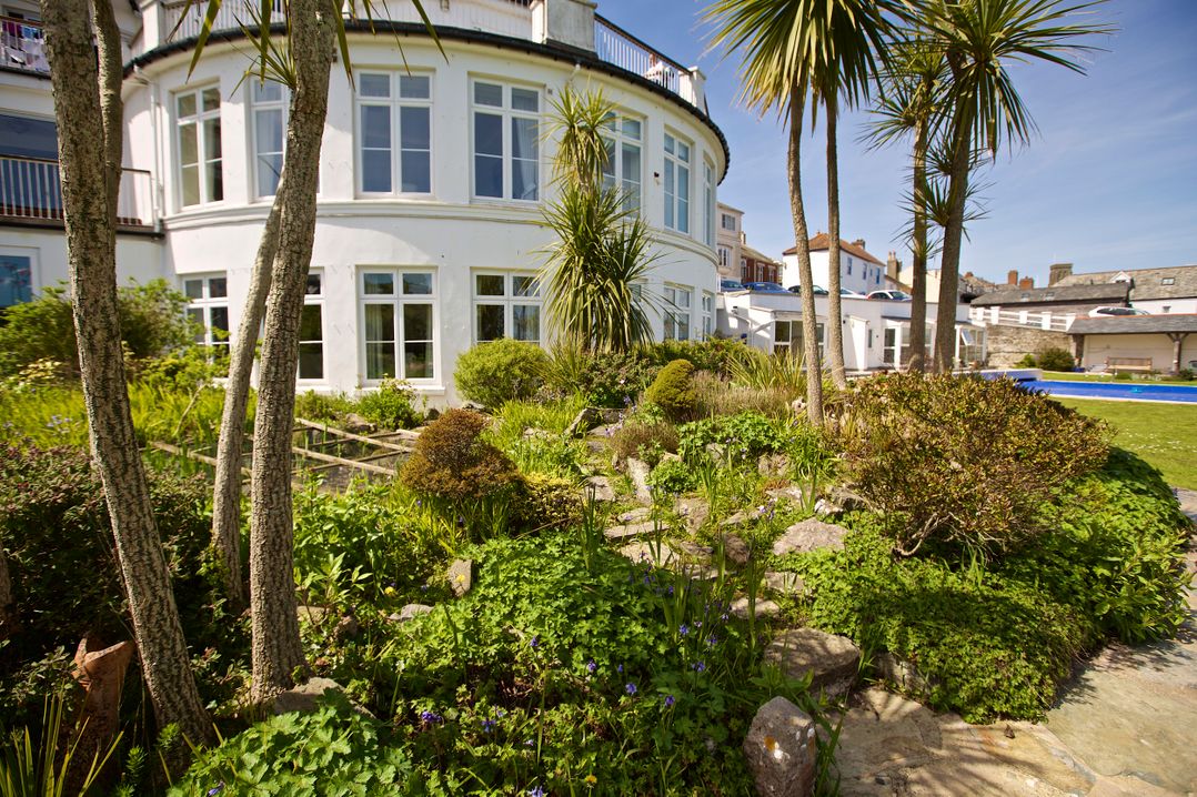 4 The Salcombe