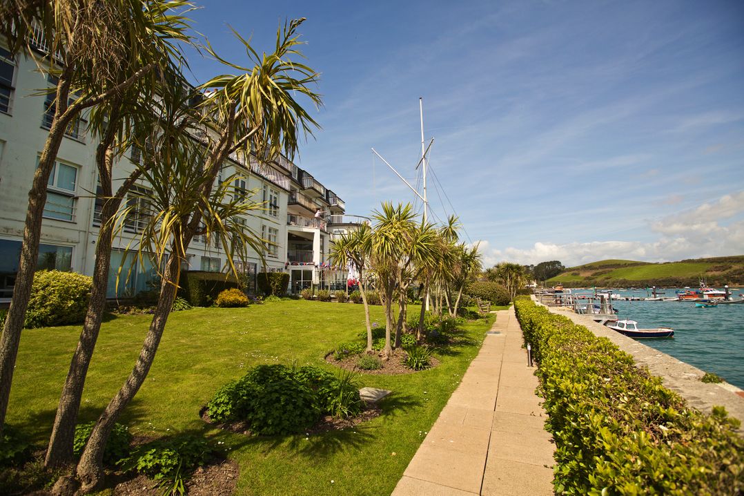 4 The Salcombe