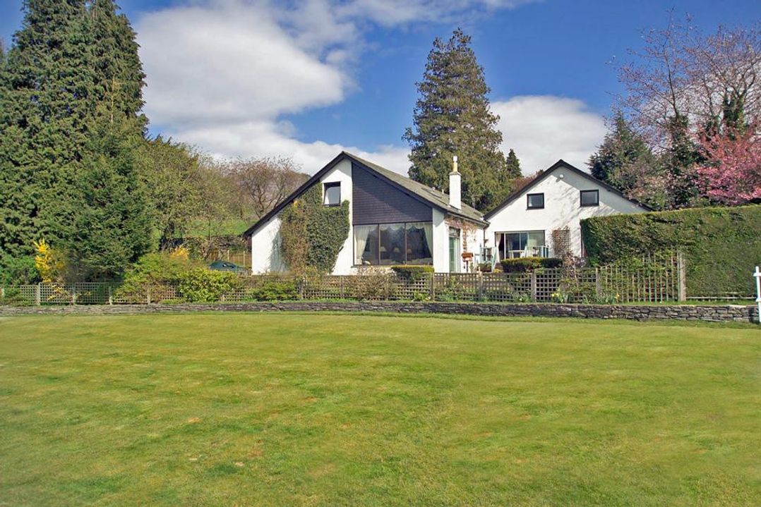 Lakefield House