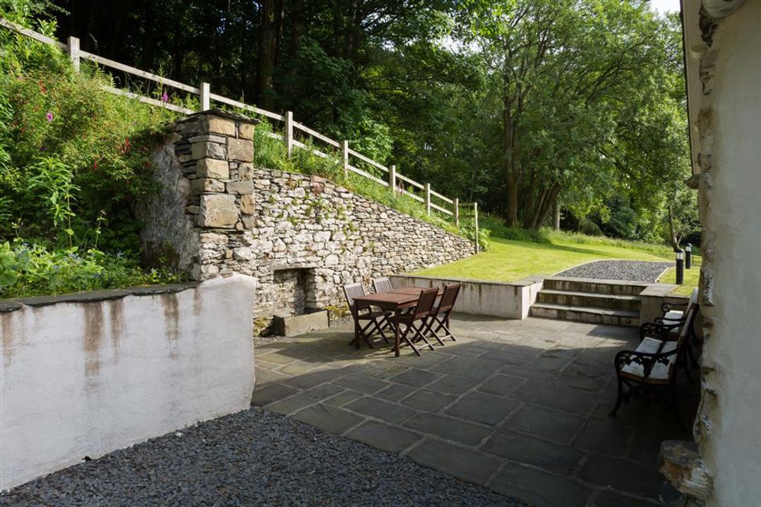 Abbots Reading Suite