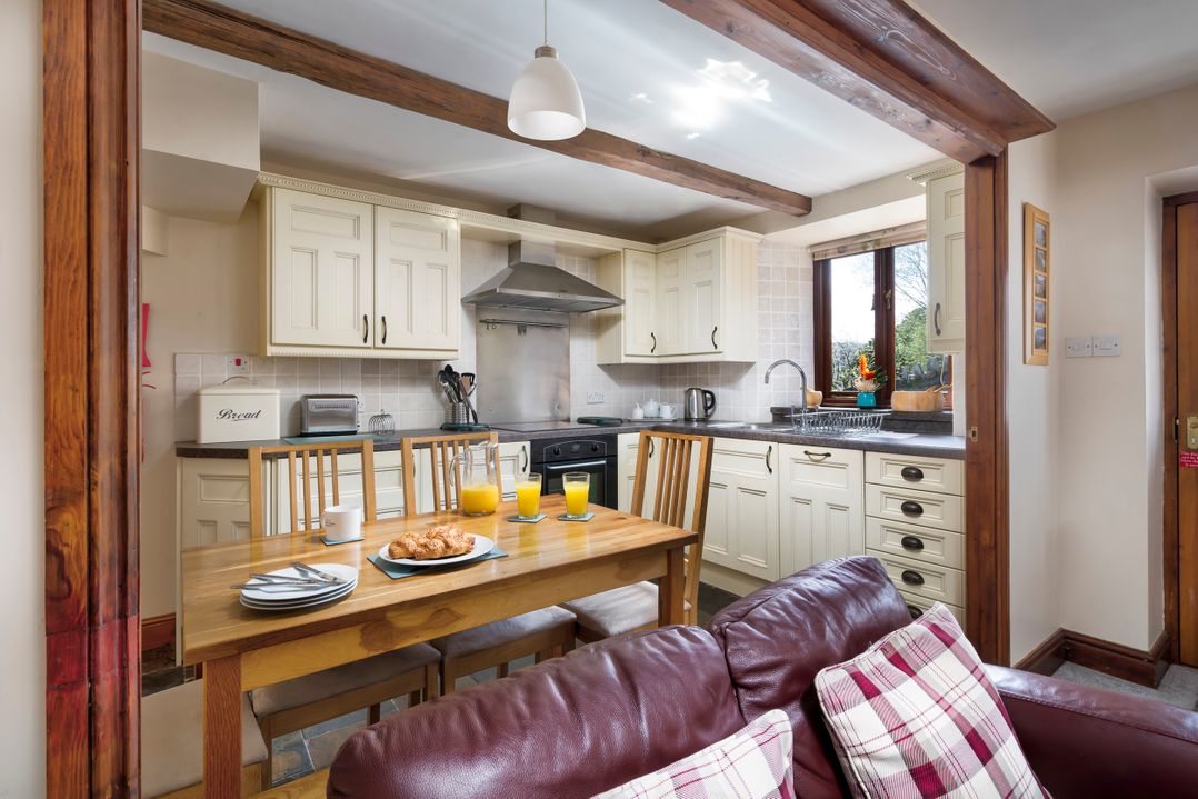 Fieldmouse Cottage