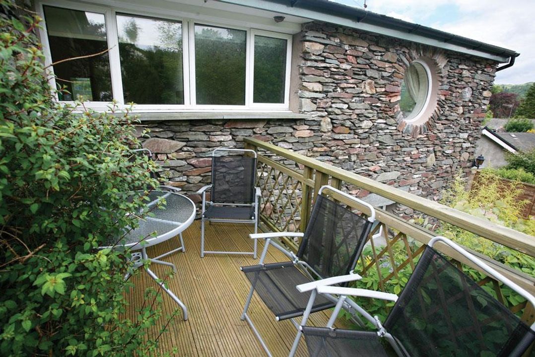 Stone Howe