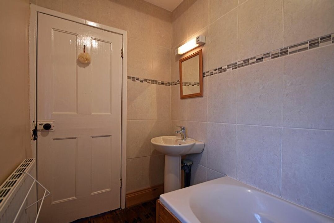 No2 Budle Bay Cottage