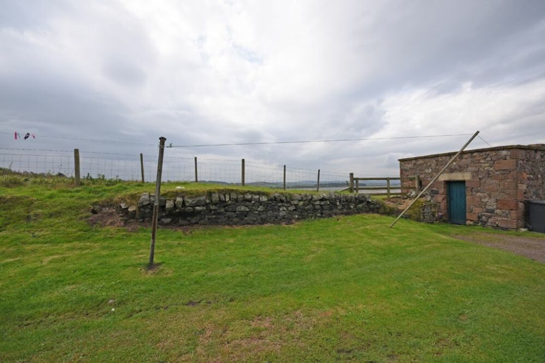 No2 Budle Bay Cottage