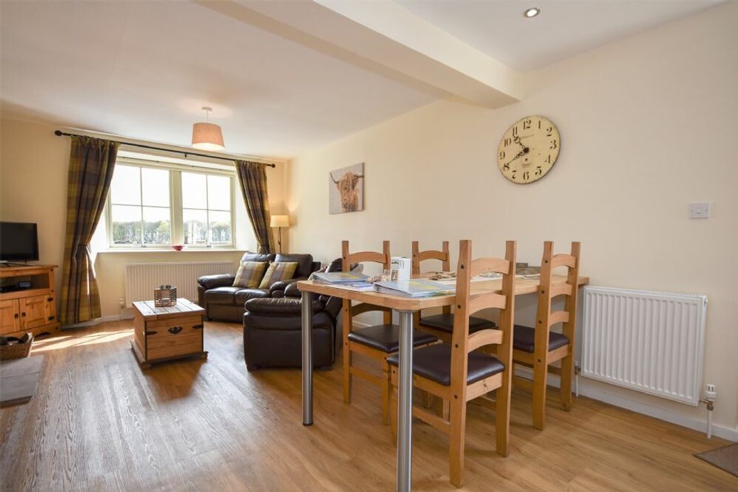 Castle View (Glororum)