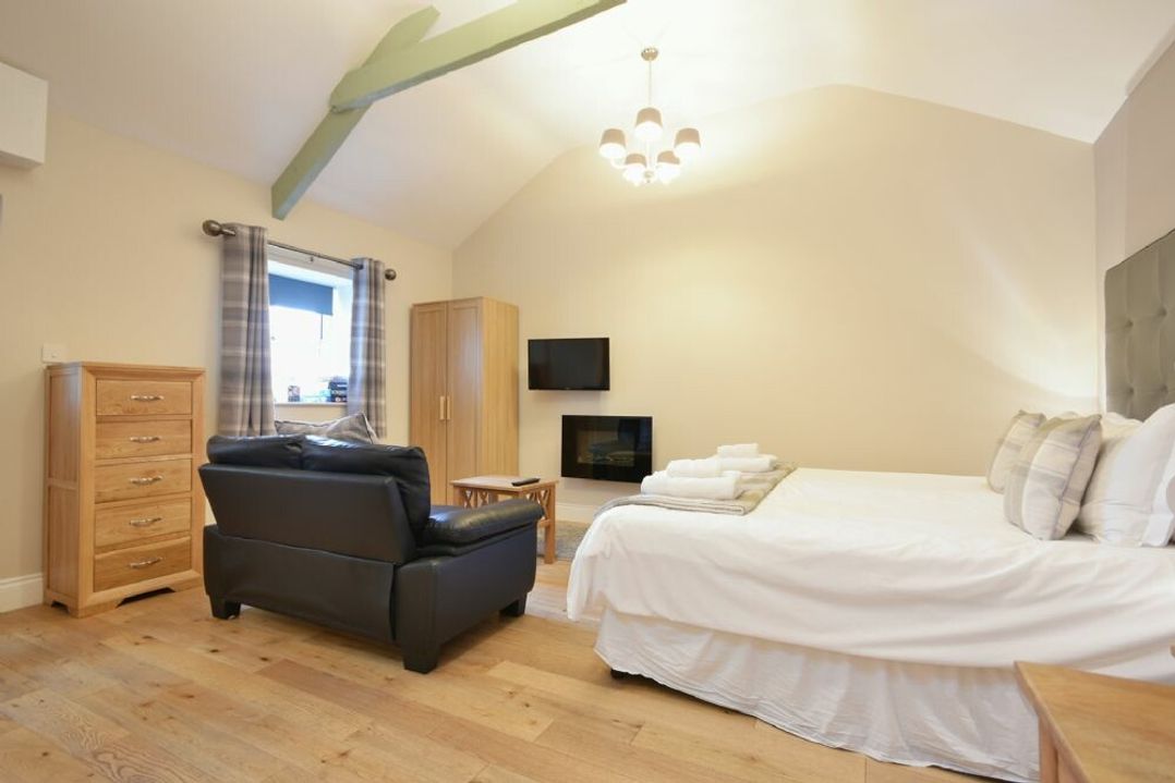 Avocet Cottage - Lucker Steadings