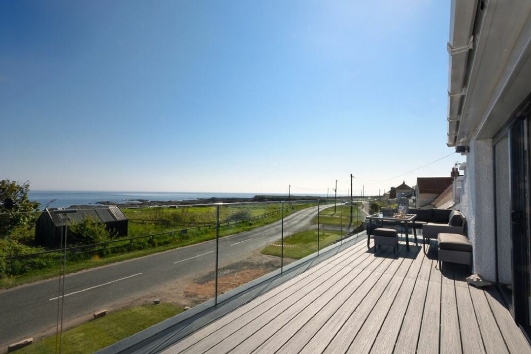 Waters Edge Beadnell (Harbour Road)