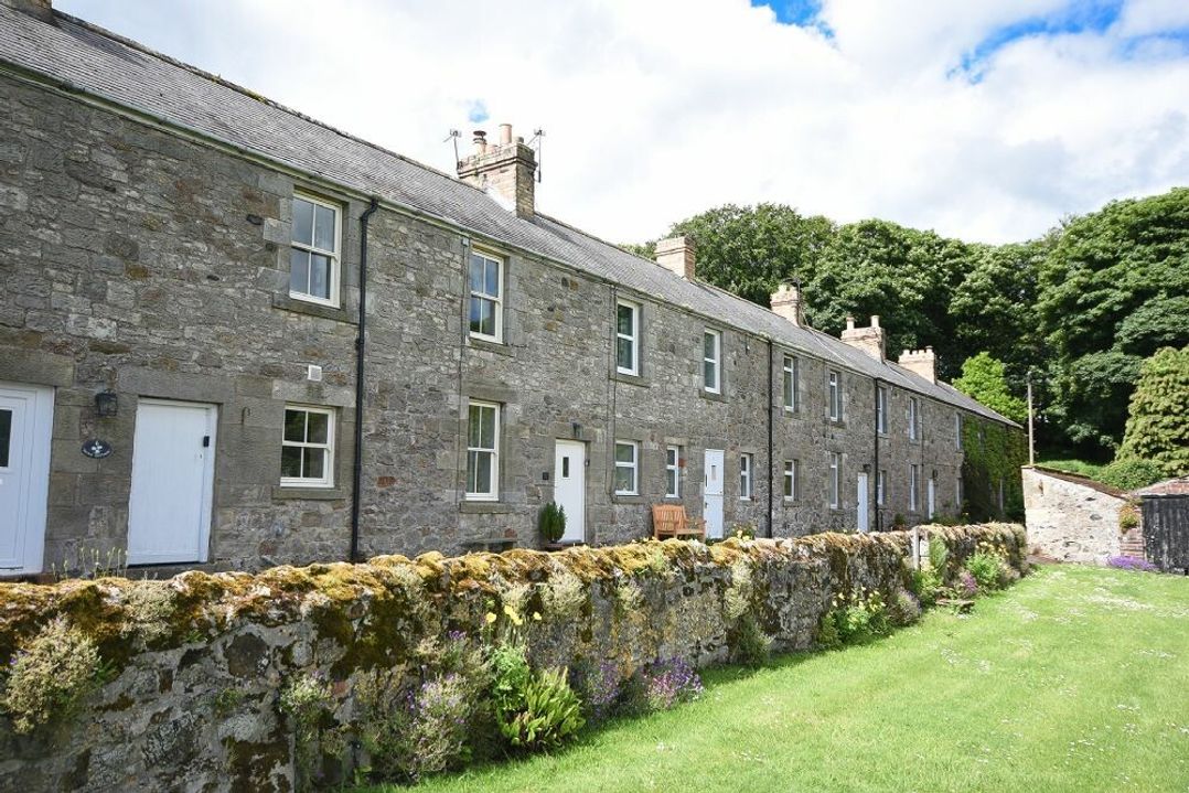 Farne View Cottage