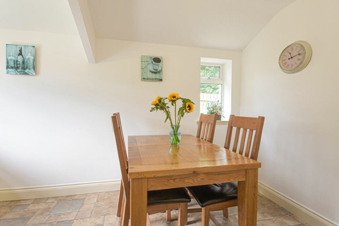 Middlemoor Cottage