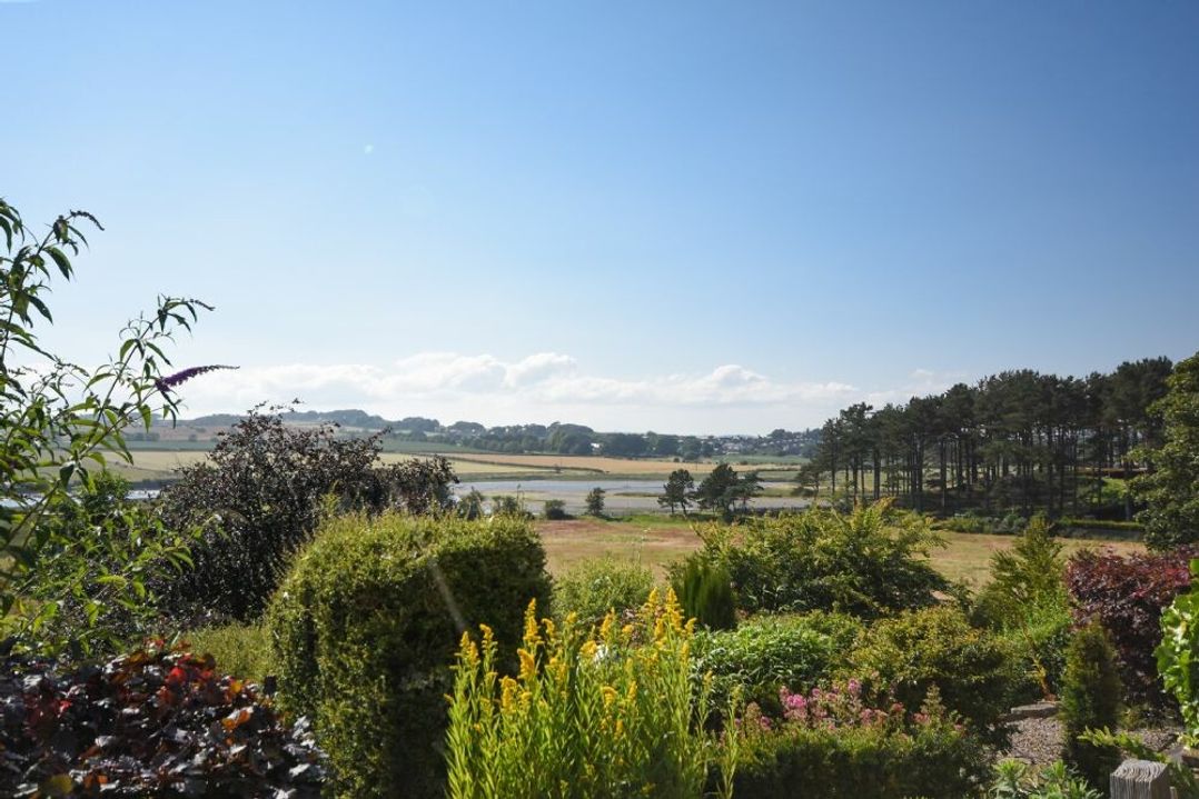 Estuary View