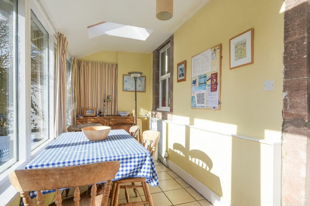 Hilltop Cottage