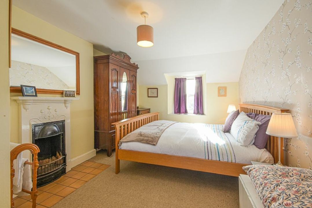 Hilltop Cottage