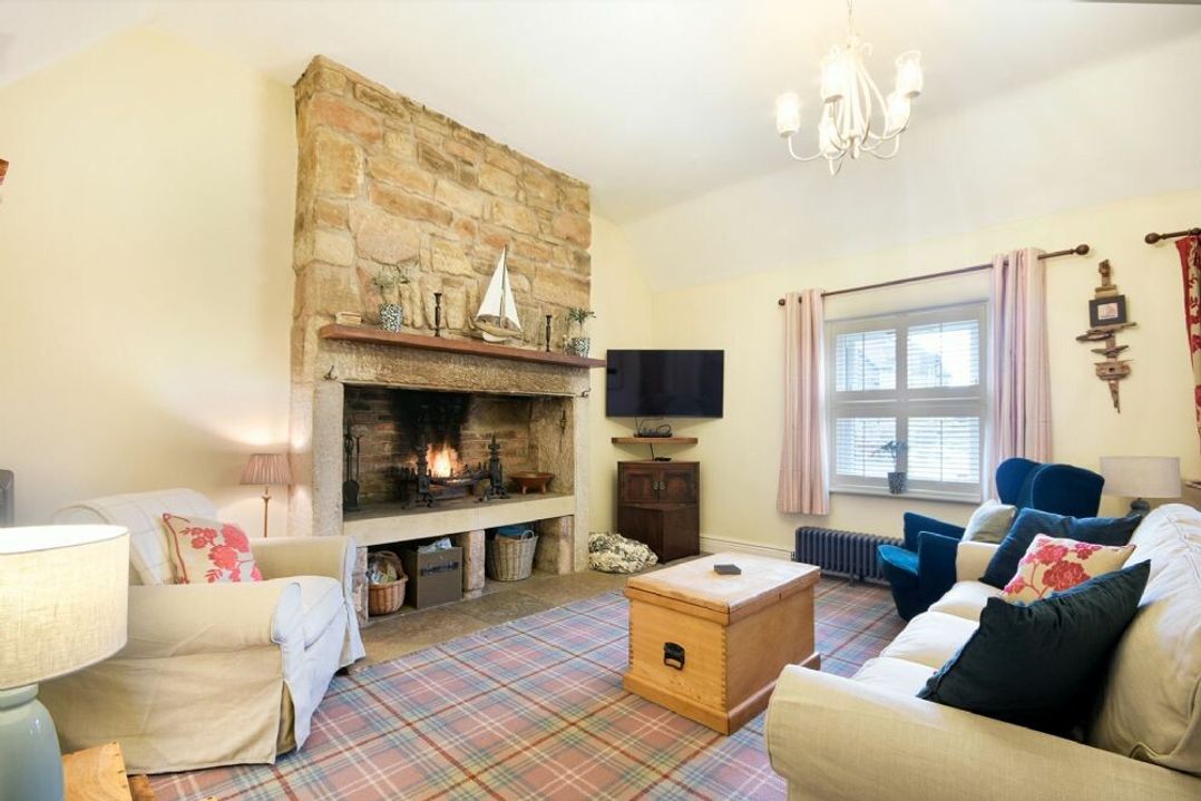Charlton Cottage