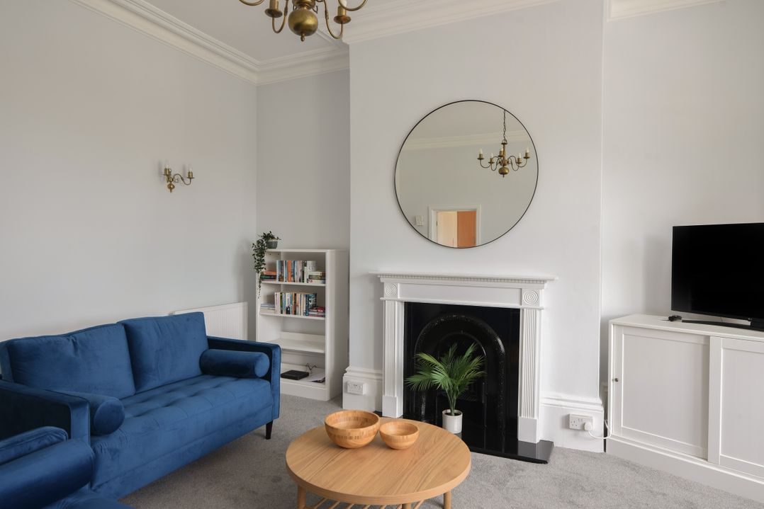 Flat 2, 10 Seafield Road
