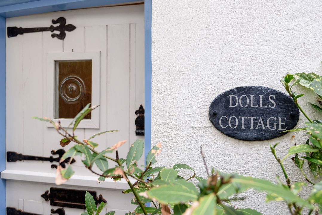 Dolls Cottage