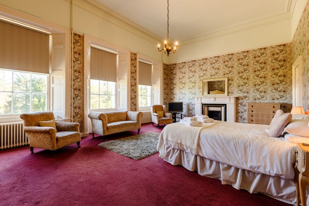 Cheviot Manor