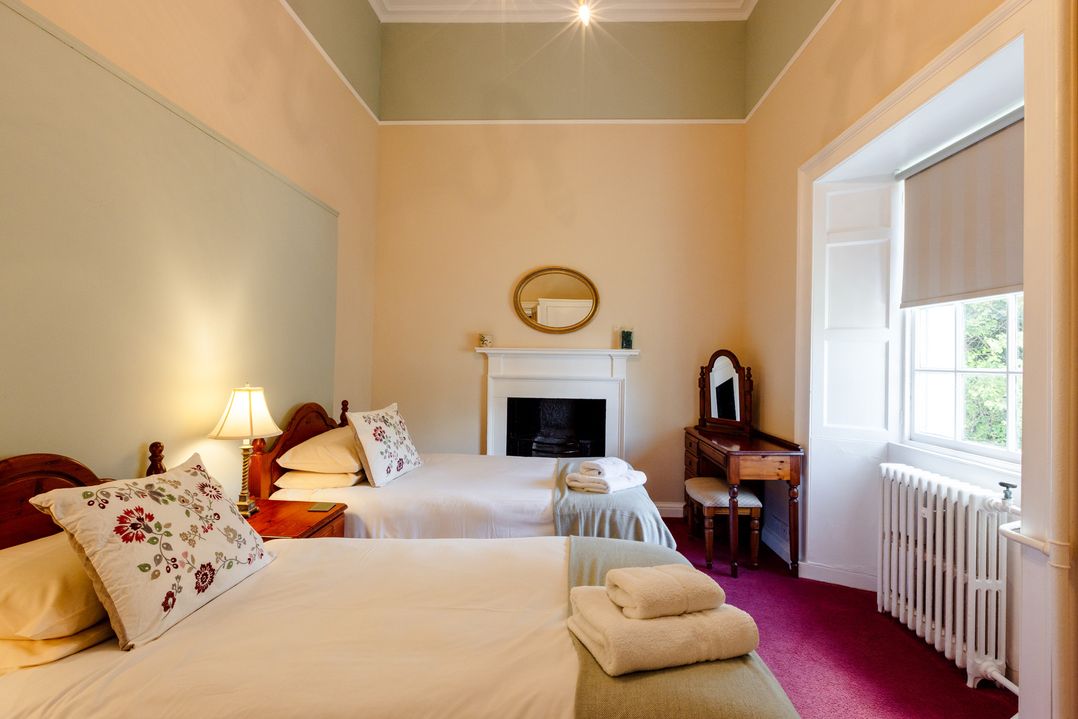 Cheviot Manor