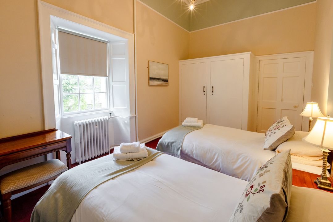 Cheviot Manor