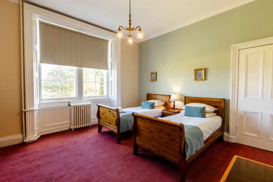Cheviot Manor