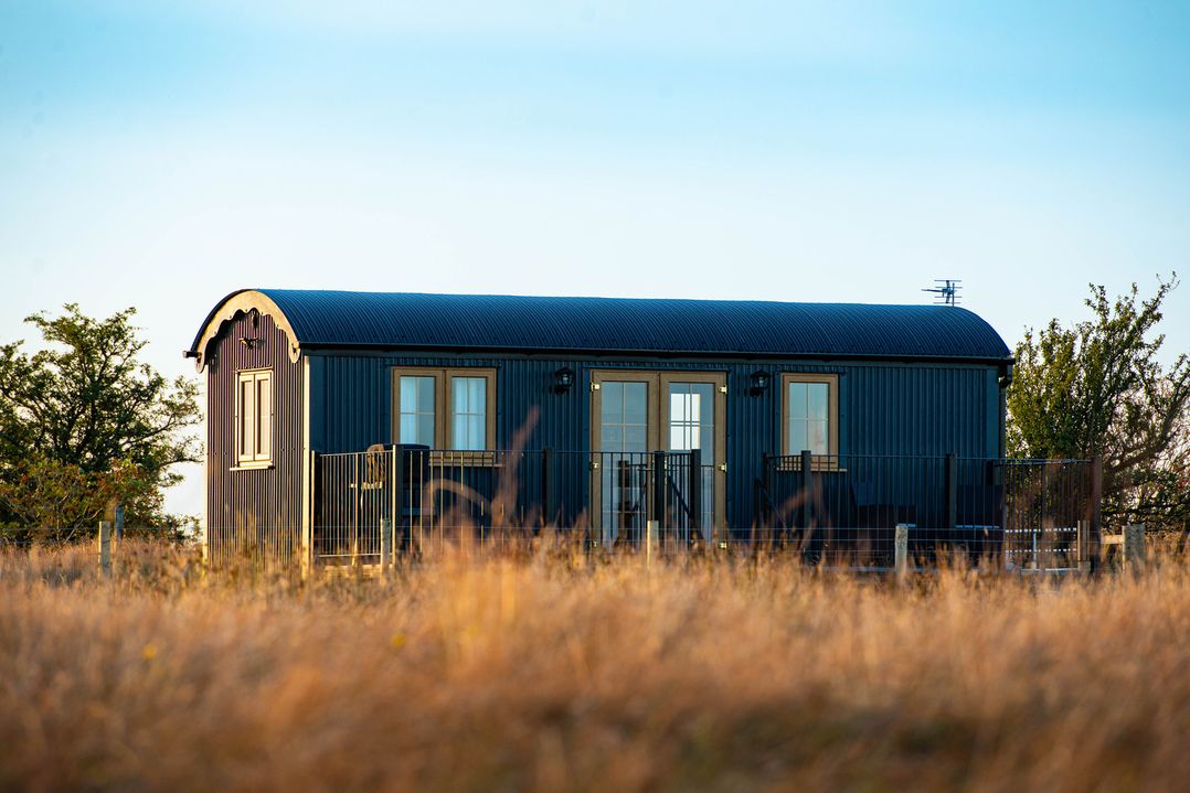 Head For the Hills Glamping - Skylark Shepherd's Hut