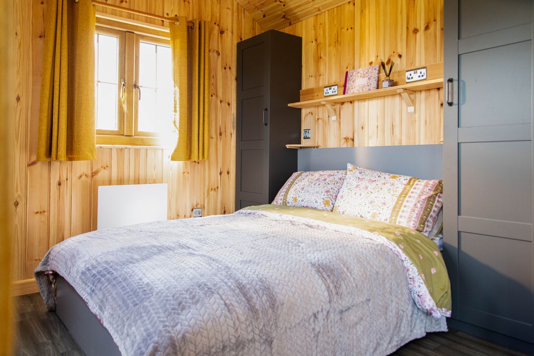 Head For the Hills Glamping - Skylark Shepherd's Hut