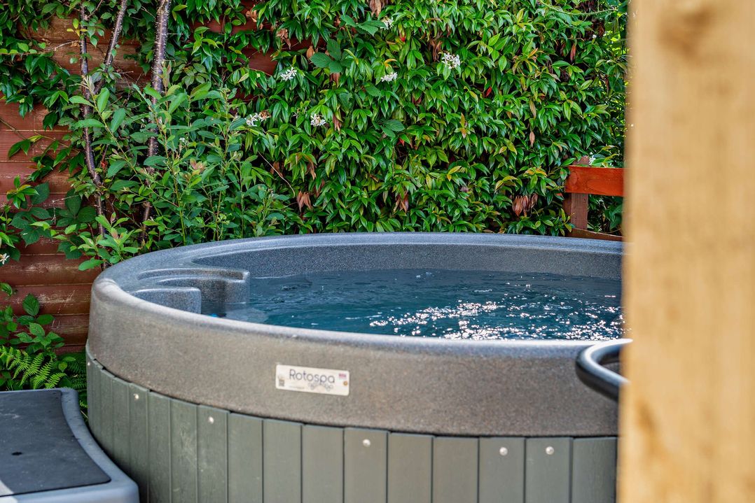 Kernow Nook Spa (Pet)