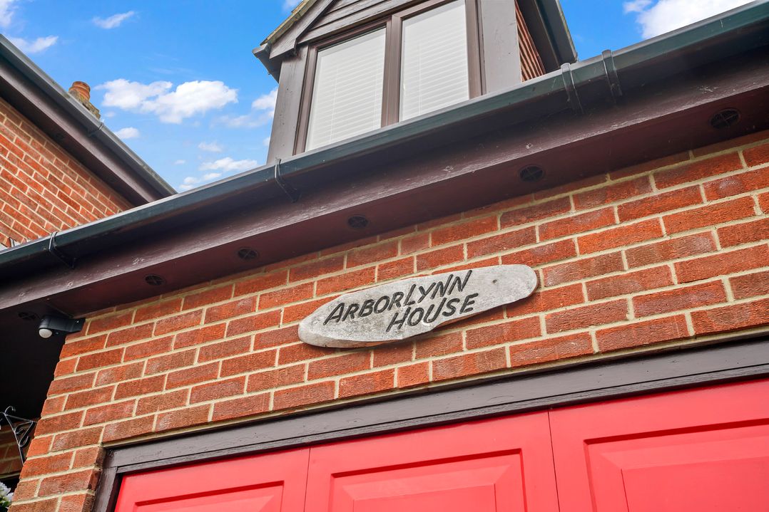 Arborlynn House
