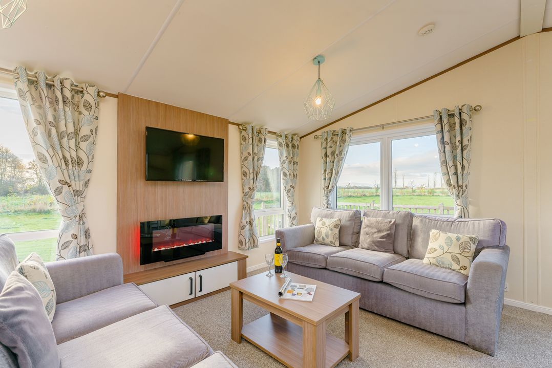 Oak Waterside Spa (Pet)