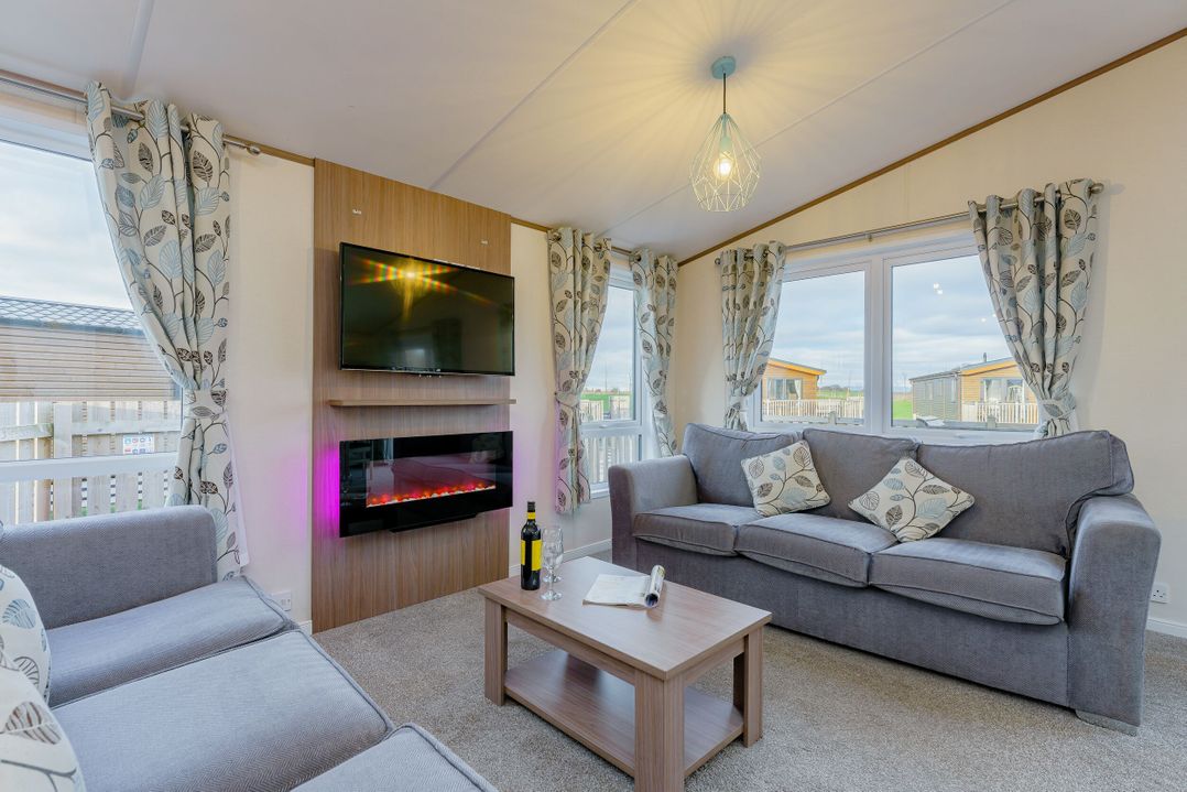 Larch Waterside Spa (Pet)