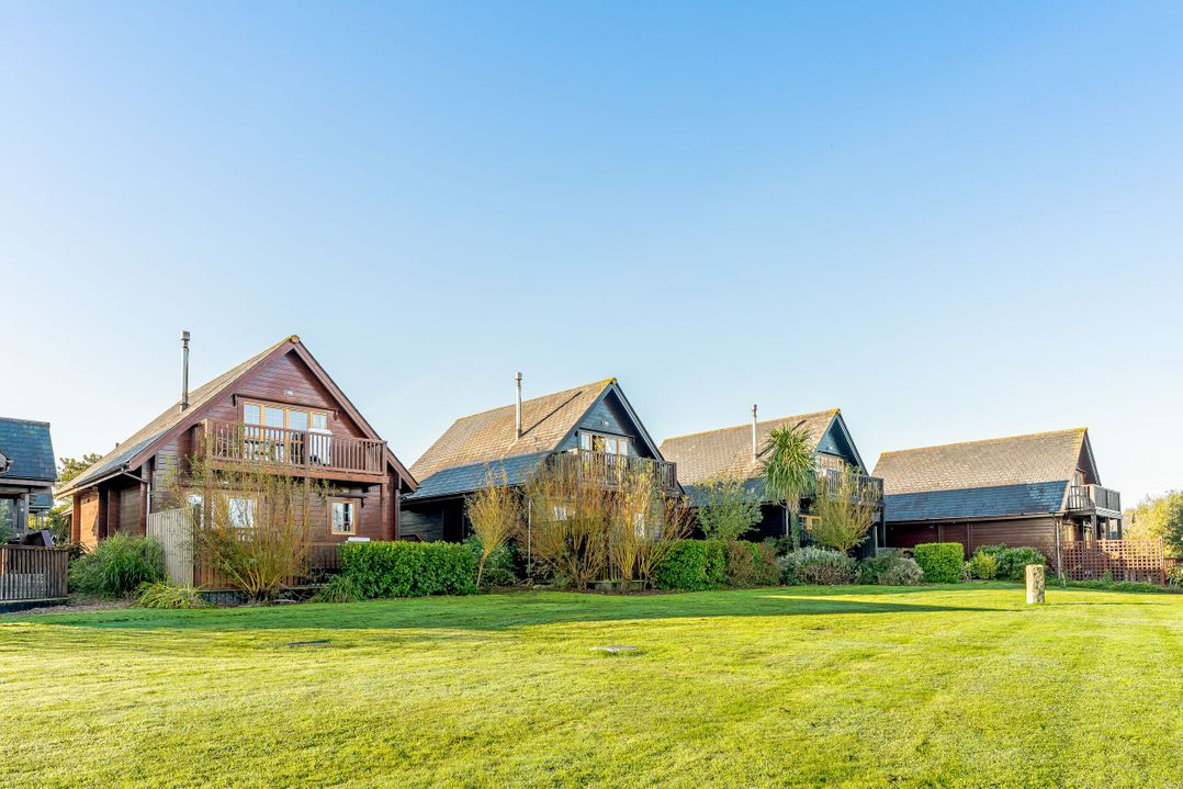 Scandinavian Lodge 6