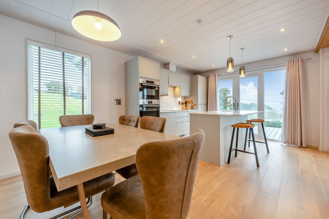 Epic Spa (Roof Terrace)